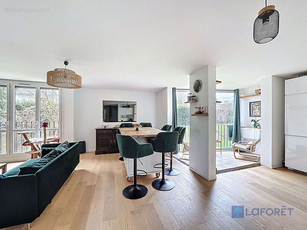 Appartement rénové - centre ville Arpajon -  F3 - 68m² - photo 3