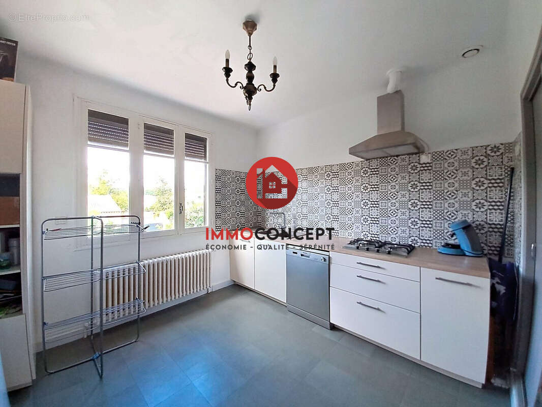 Maison à ROQUEMAURE