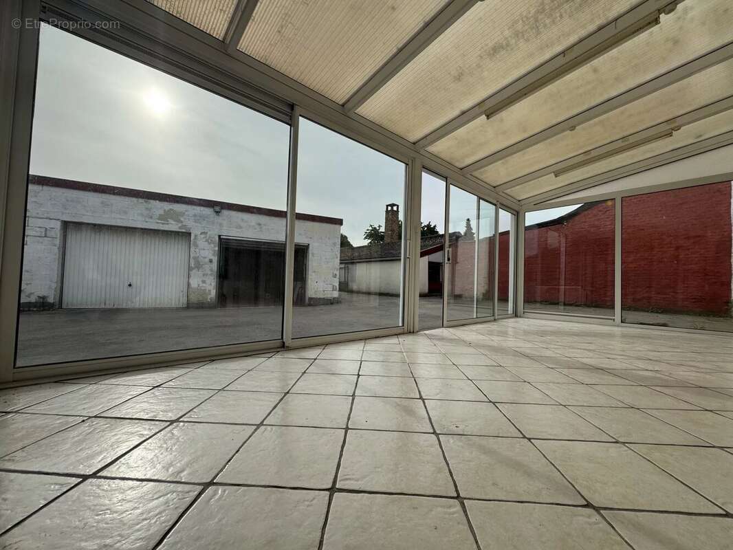 Maison 4 chambres , garage 60m² - photo 5