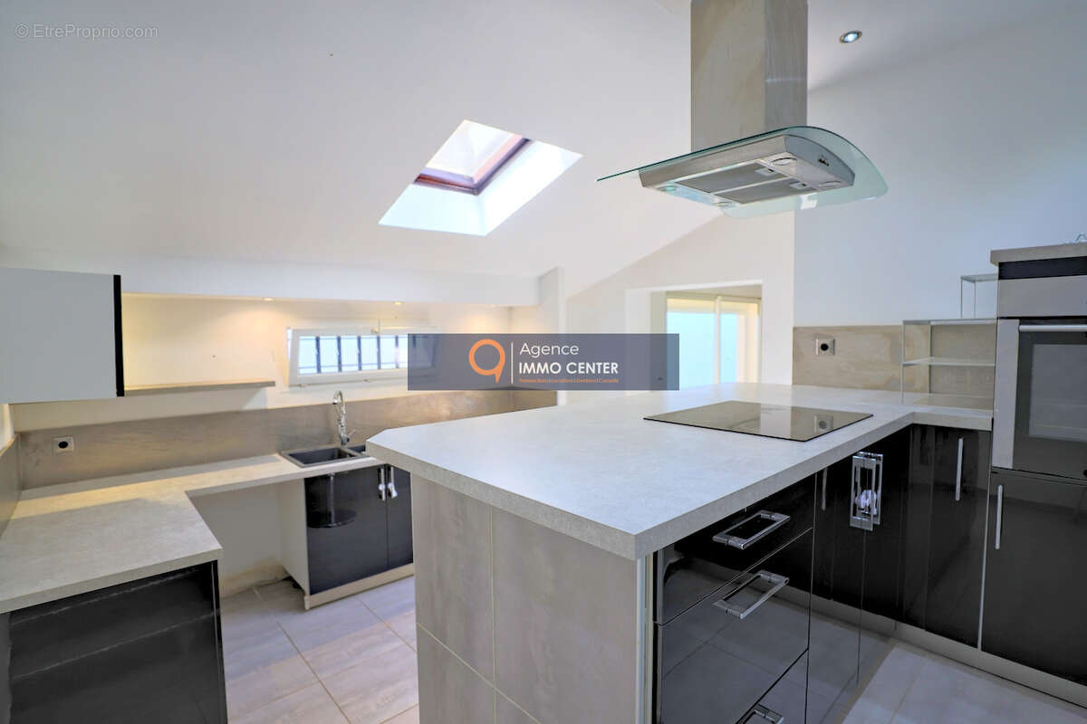Maison 2 appartements Solliès Toucas 83210 - photo 9