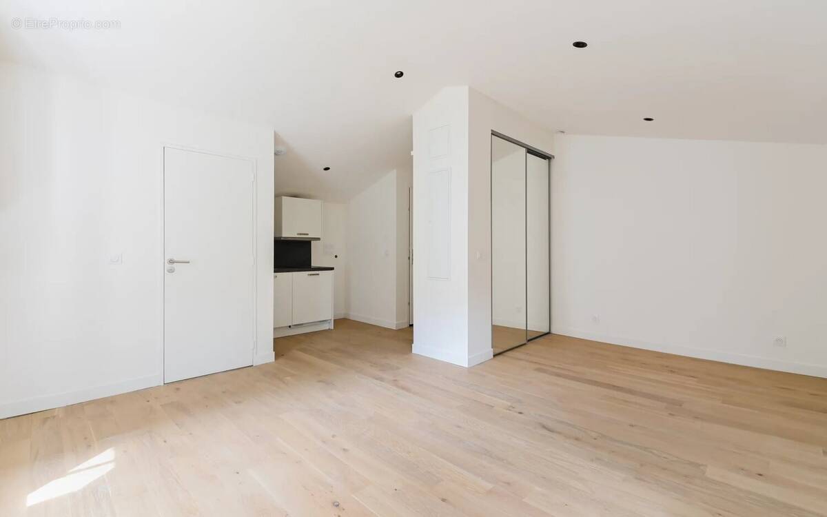 Appartement à TASSIN-LA-DEMI-LUNE