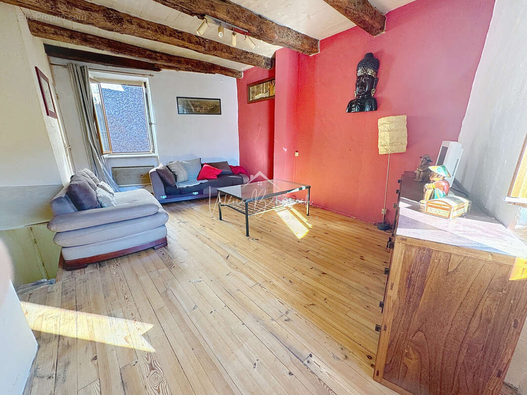 Maison à SAINT-SERNIN-SUR-RANCE