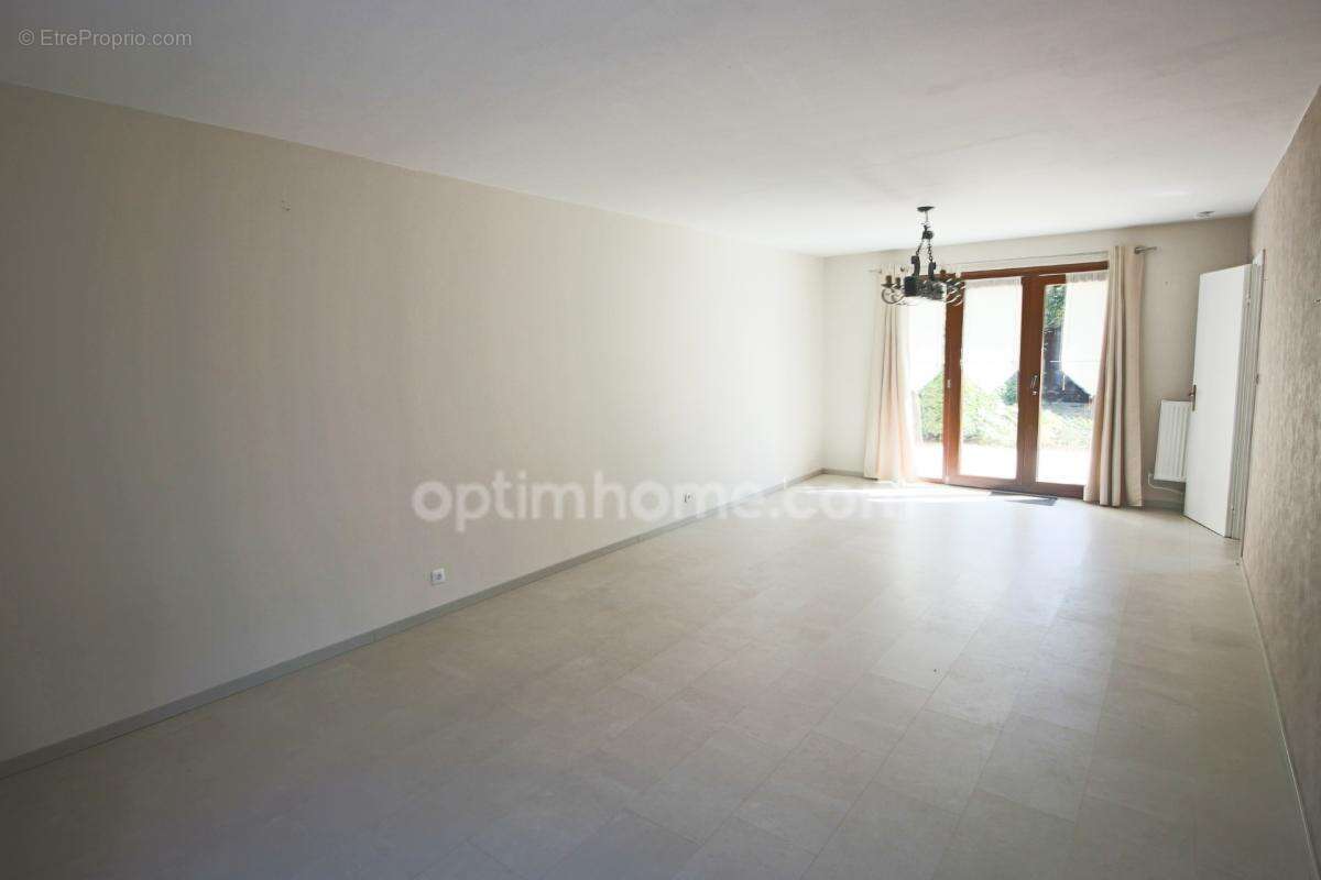 Cousinerie - Maison de 128 m² - 4 chambres - 1 bureau Proche des lacs - photo 5