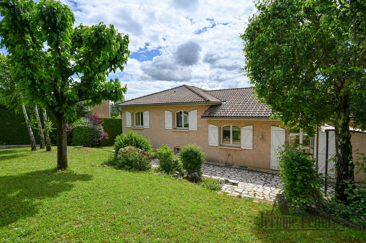 Maison à COMMUNAY