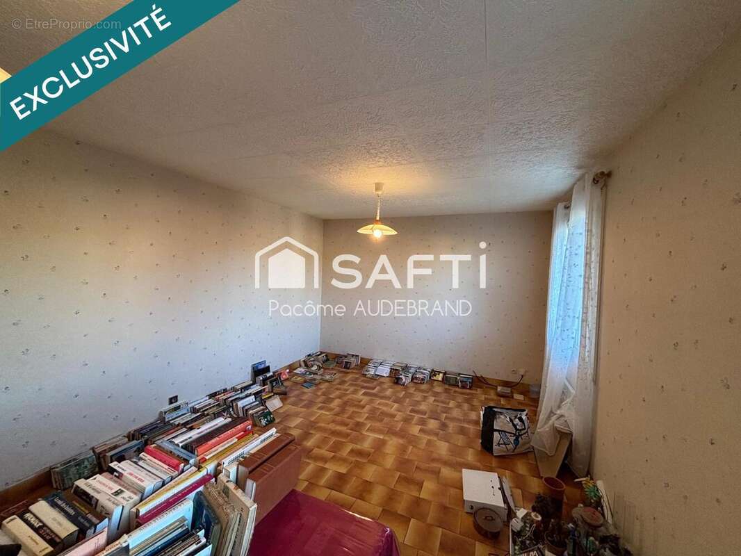 Maison 82 m² à La Foye-Monjault  - photo 4