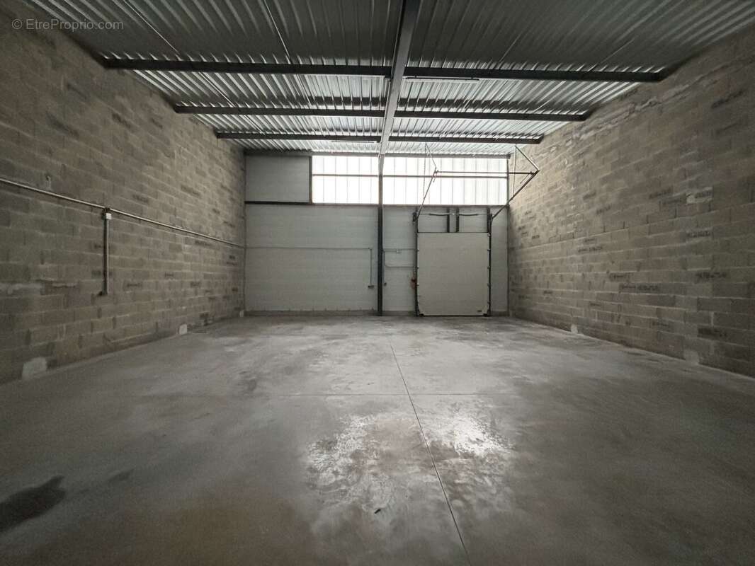 Commerce à SAINT-GEOURS-DE-MAREMNE