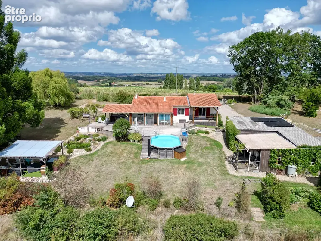 Charmante maison de plain-pied avec piscine et vue dégagée - photo 2