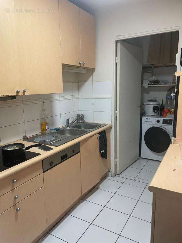 Appartement à PARIS-19E