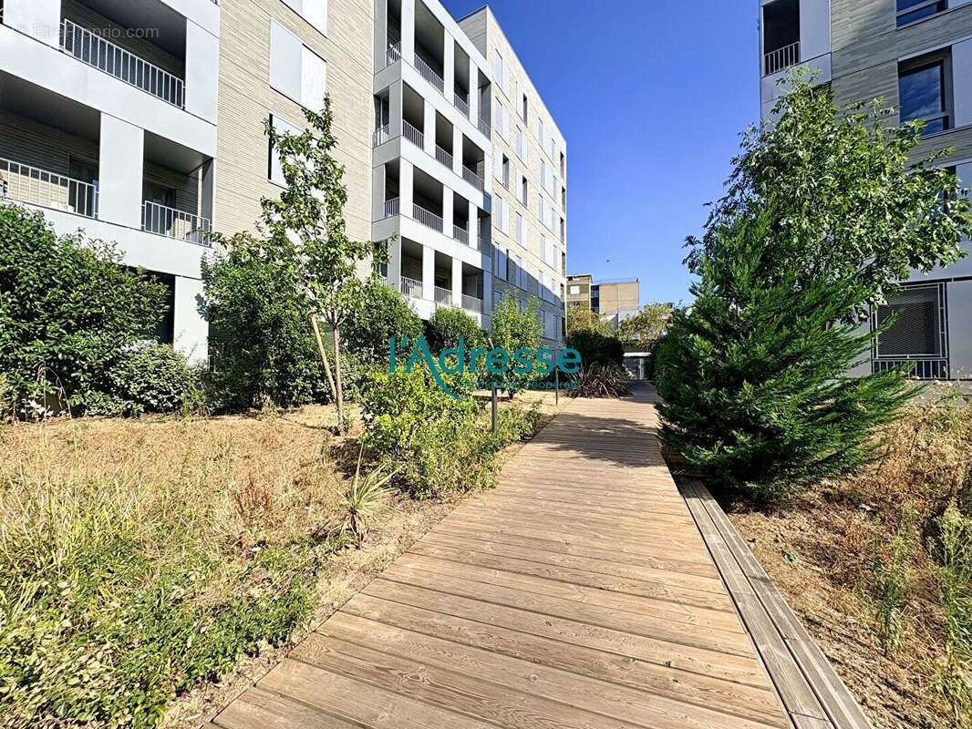 Appartement Nanterre 2 pièce(s) 40 m2 - photo 9
