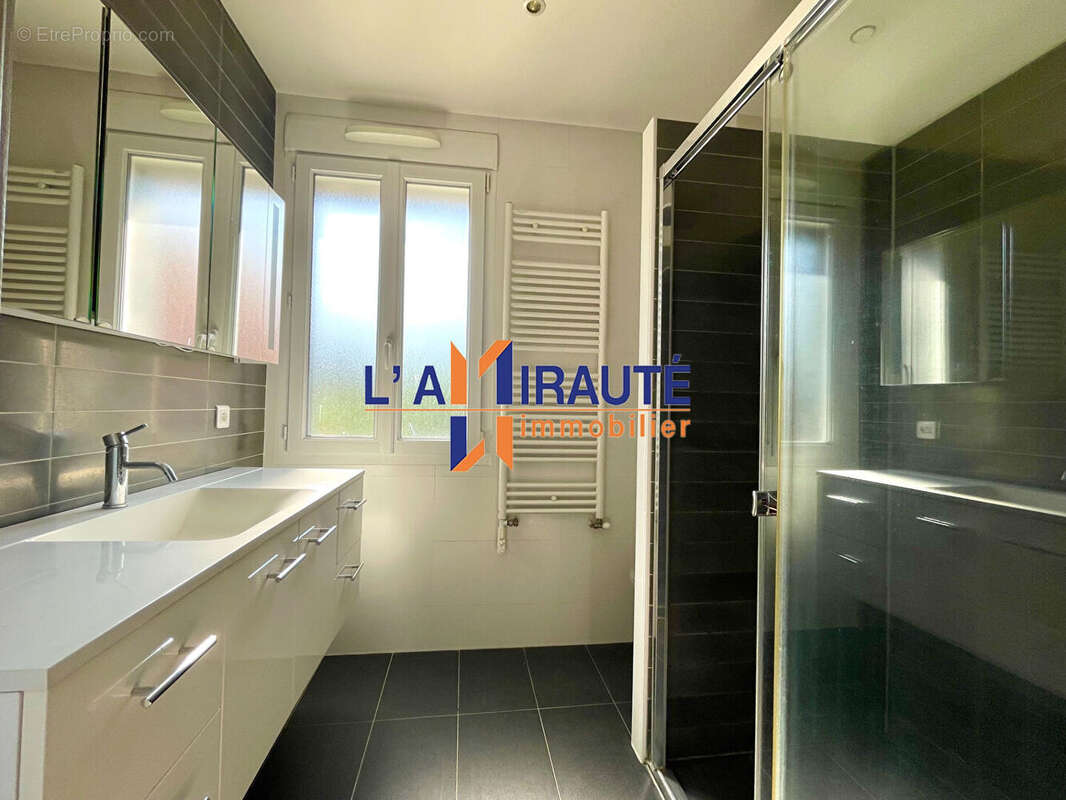 Maison à HOUILLES