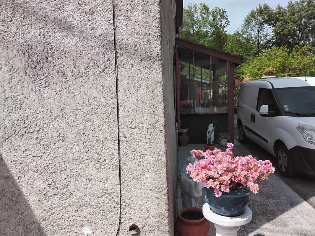 Maison 90 m² à Echirolles  - photo 9