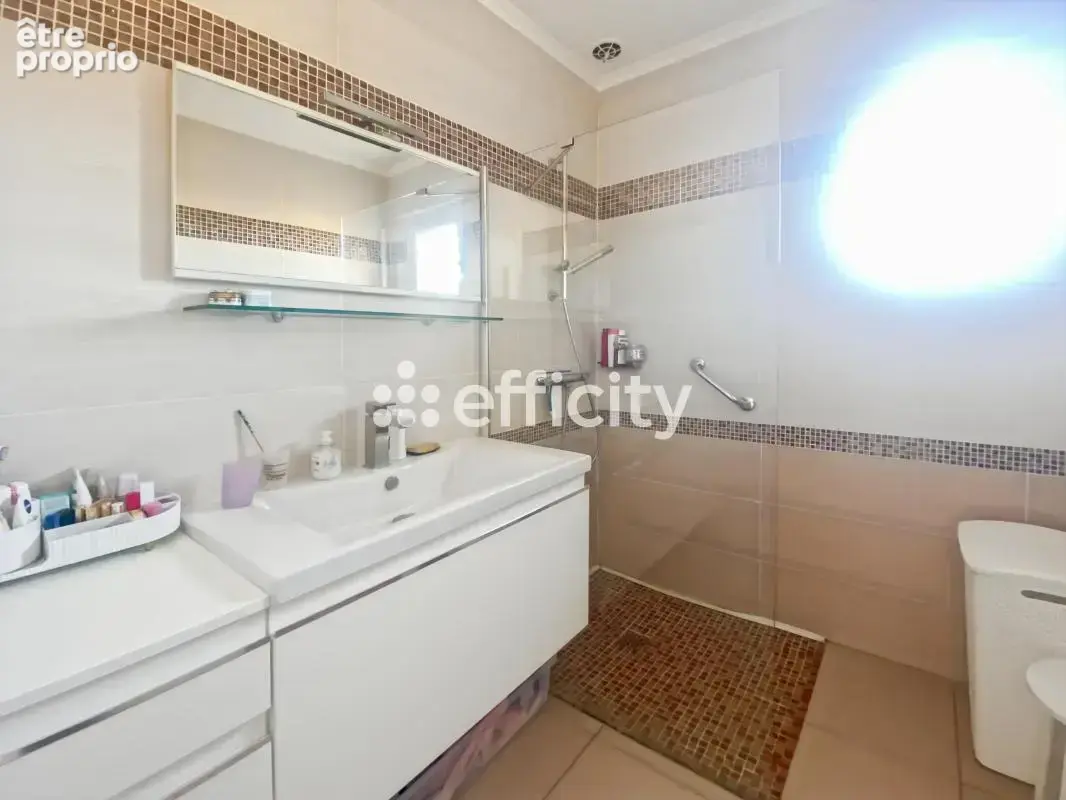 Maison 5 pièces 104 m² à vendre à Saint-Martin-De-Valgalgues (30520) - photo 13