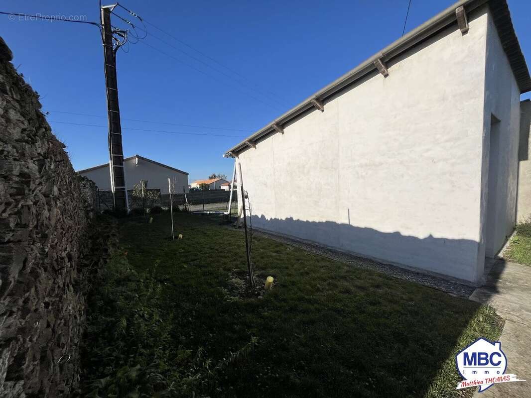 Maison à SAINT-FLORENT-LE-VIEIL