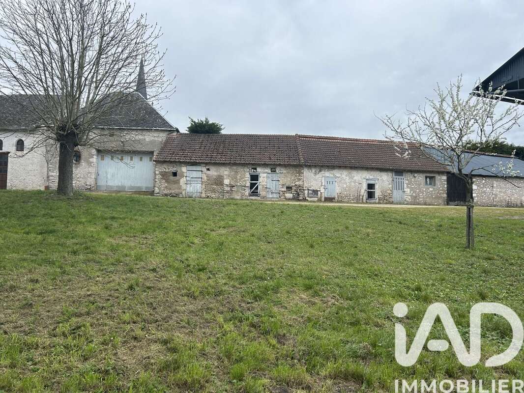 Photo 5 - Maison à TAVERS