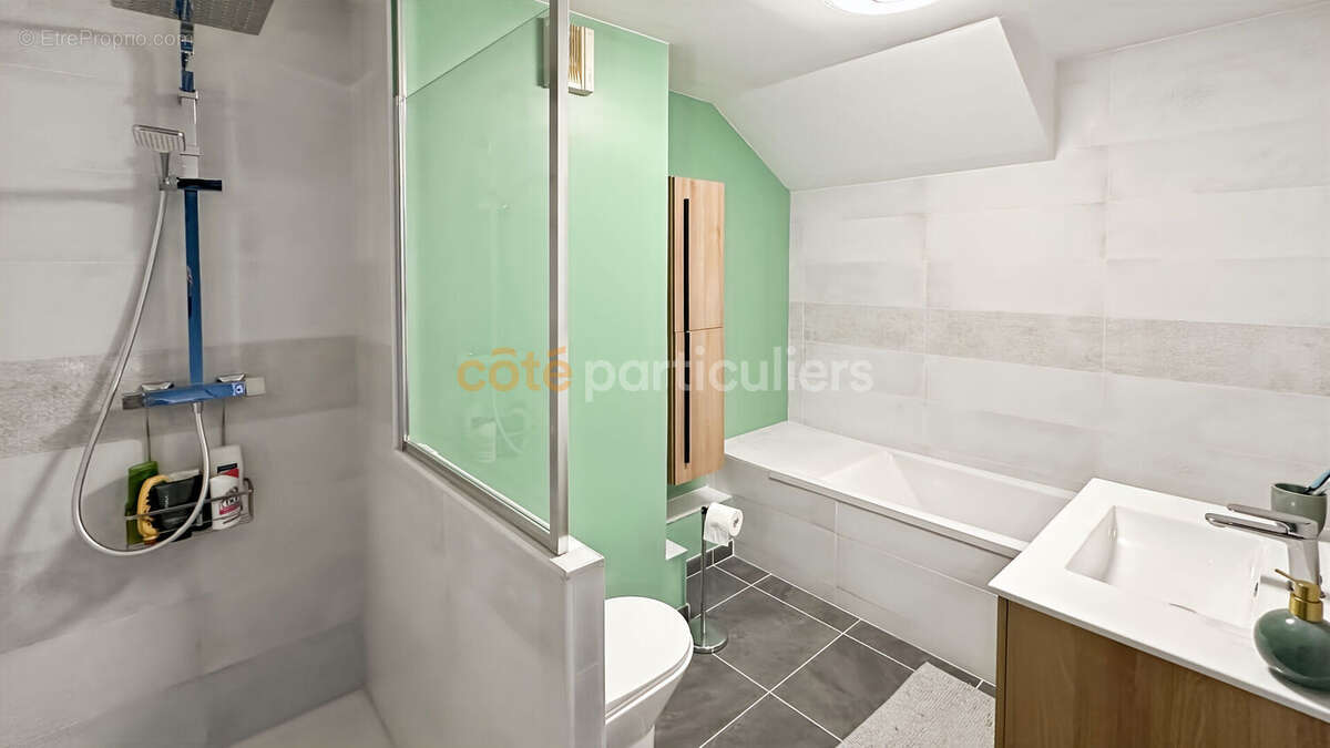 Appartement à MOISSY-CRAMAYEL