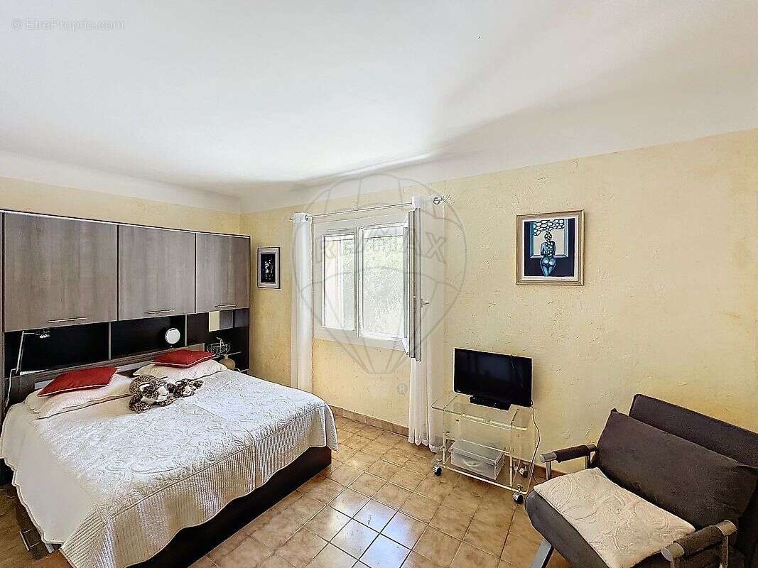 Maison à BOISSET-ET-GAUJAC