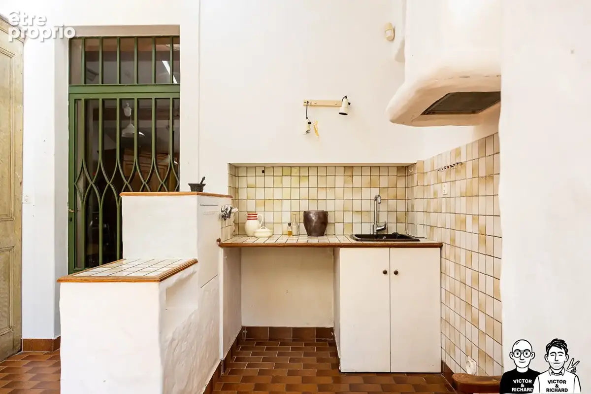 Rue étienne larchey - maison de caractère - 257 m2 de jardin +  64 m2 d'annexes - photo 9