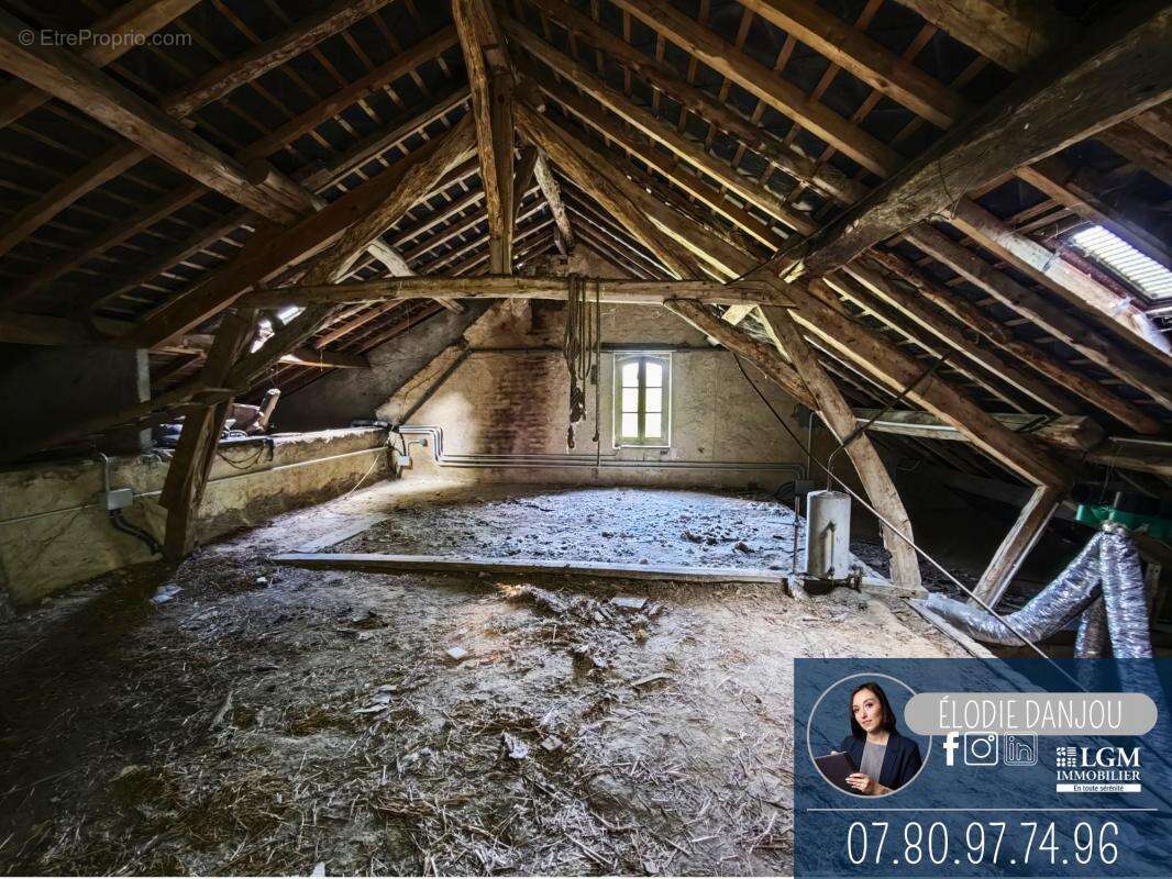 Maison à SARGE-SUR-BRAYE