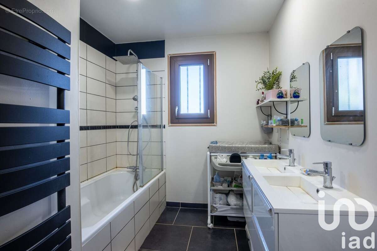 Photo 8 - Maison à SAINT-JEAN-DE-LA-RUELLE