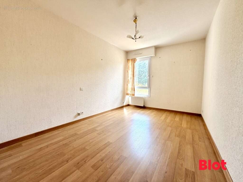 Appartement 87 m² à Vannes  - photo 8