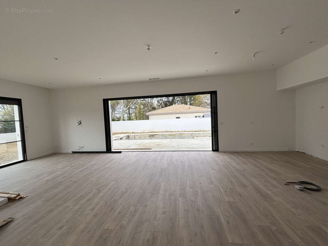 Maison neuve 140m2 clé en main avec climatisation et Piscine - photo 6
