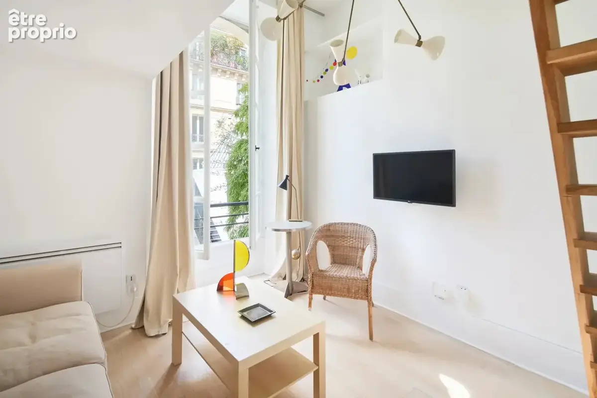 Appartement à PARIS-7E