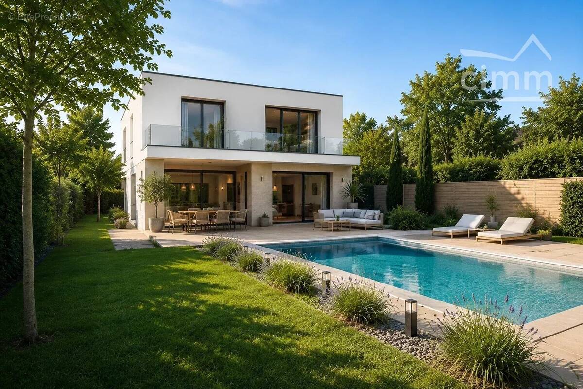 Maison à DECINES-CHARPIEU