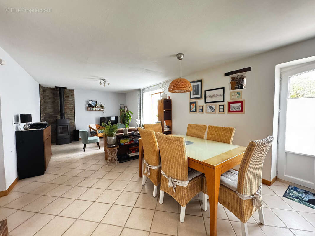 Maison à CHATEAUNEUF-EN-THYMERAIS