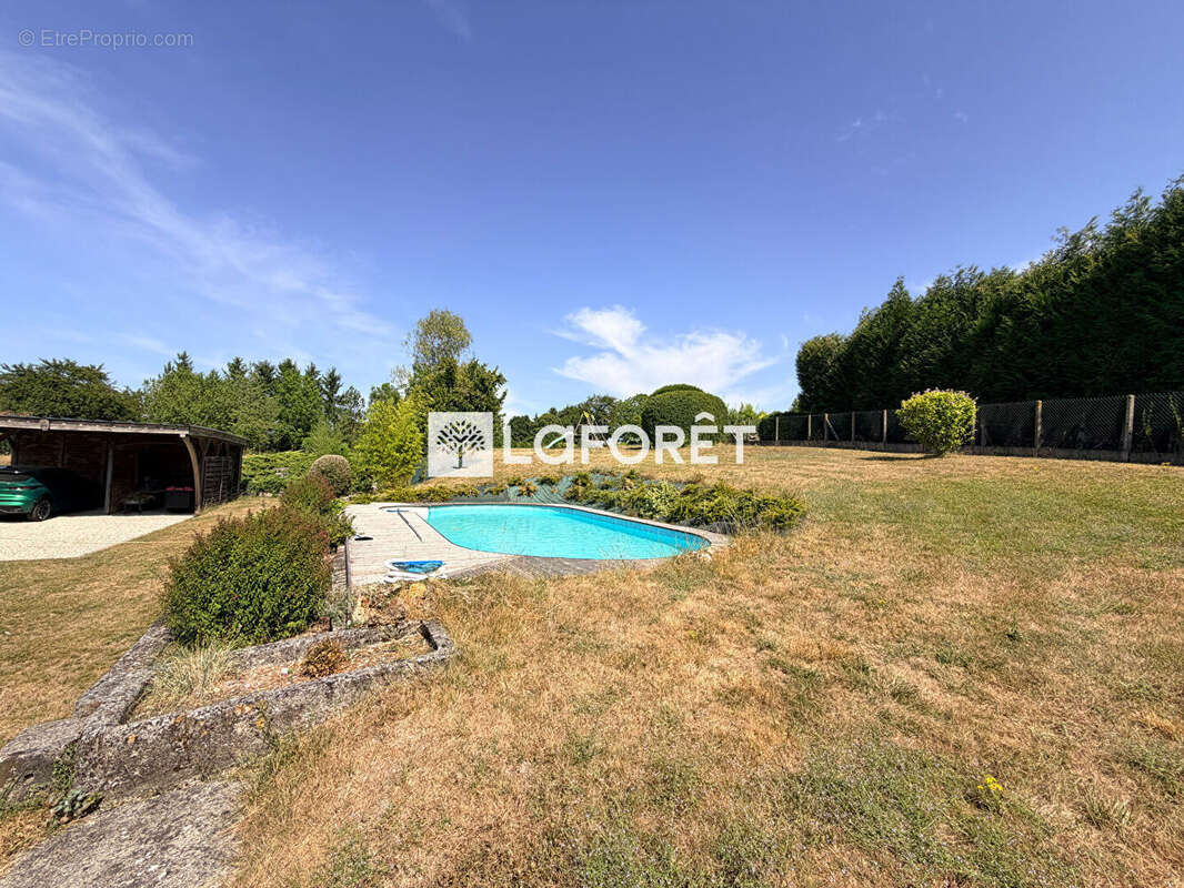 Maison de plain pied avec piscine - photo 16