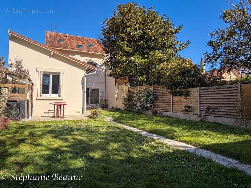 Maison à EAUBONNE
