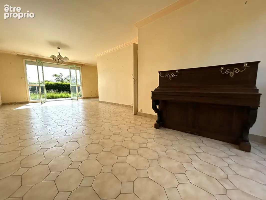 Maison au Bourg de PLUGUFFAN - photo 2
