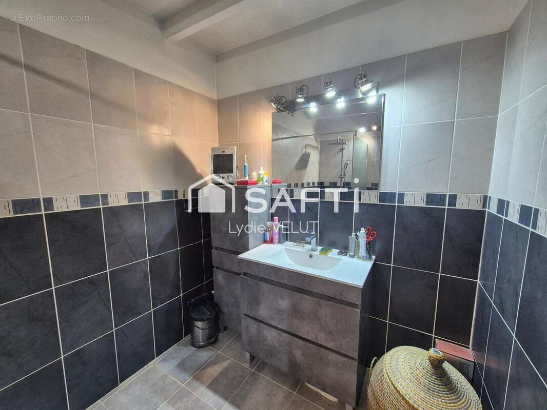 Photo 6 - Maison à EYGUIERES