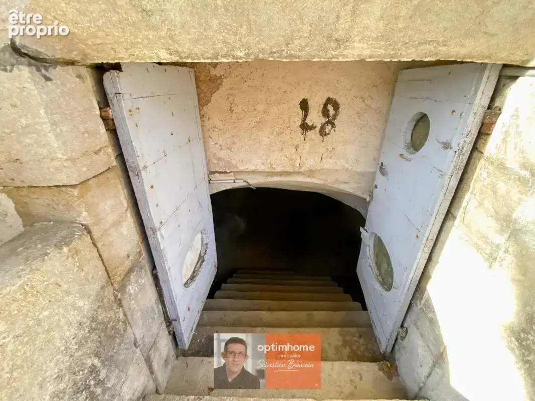 DOLE – Appartement duplex 85 m² – beaux volumes, parking et grande cave - photo 14