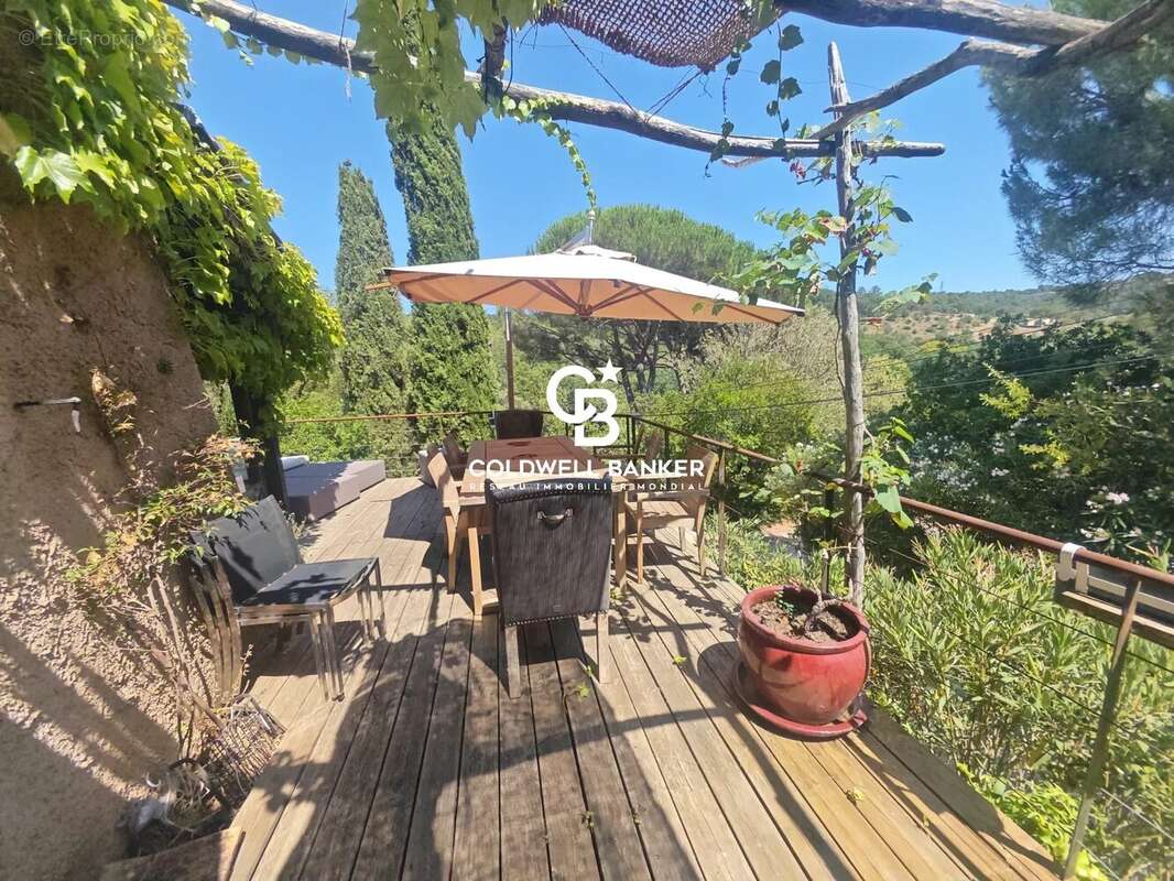 Maison de charme au cœur d’un ancien hameau provençal - photo 4