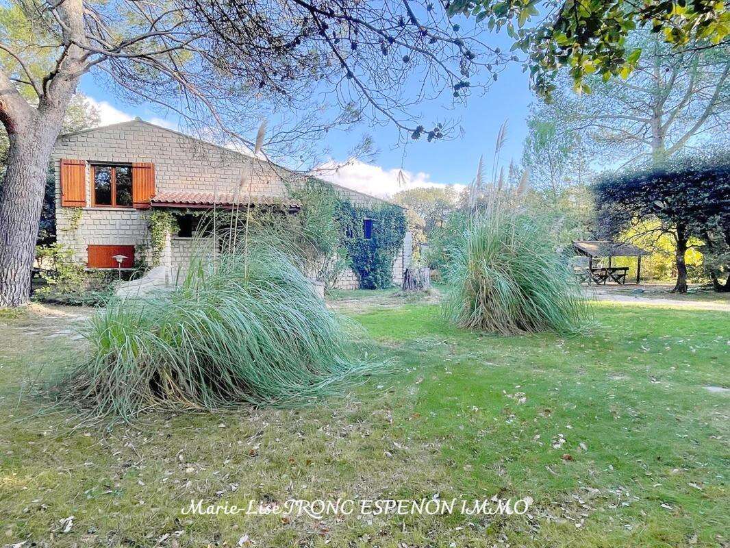 Maison à PERNES-LES-FONTAINES