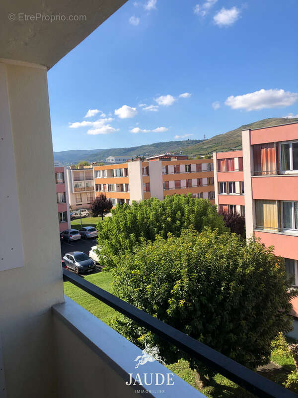 Appartement T3 de 62 m2 en DERNIER ÉTAGE avec balcon, parking et 2 caves   Quartier République / Stade Marcel- - photo 12