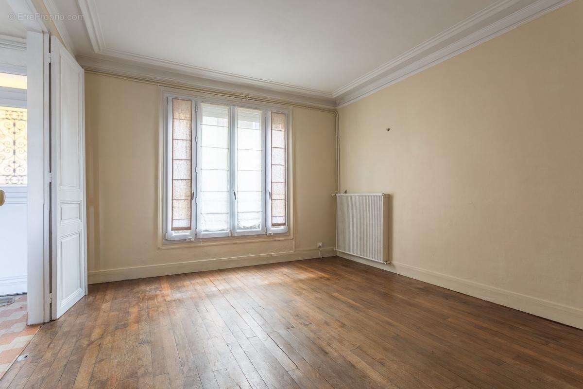 Maison à LE PERREUX-SUR-MARNE