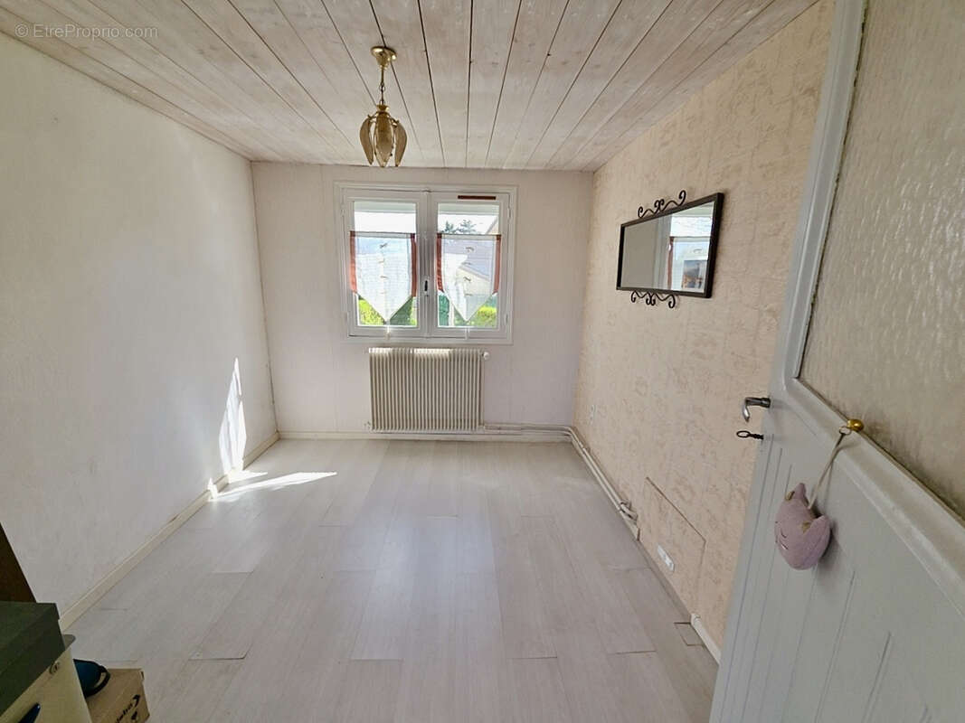 Maison à SAINTE-FLORINE