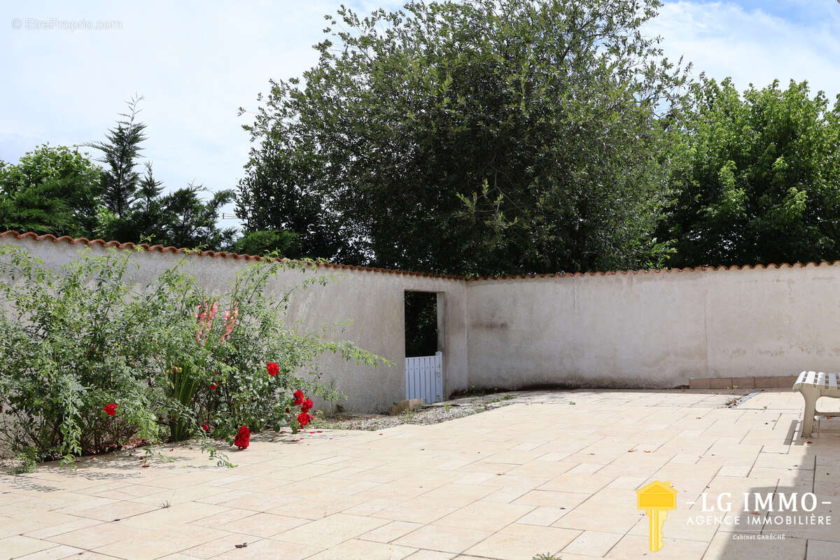 Maison à BARZAN
