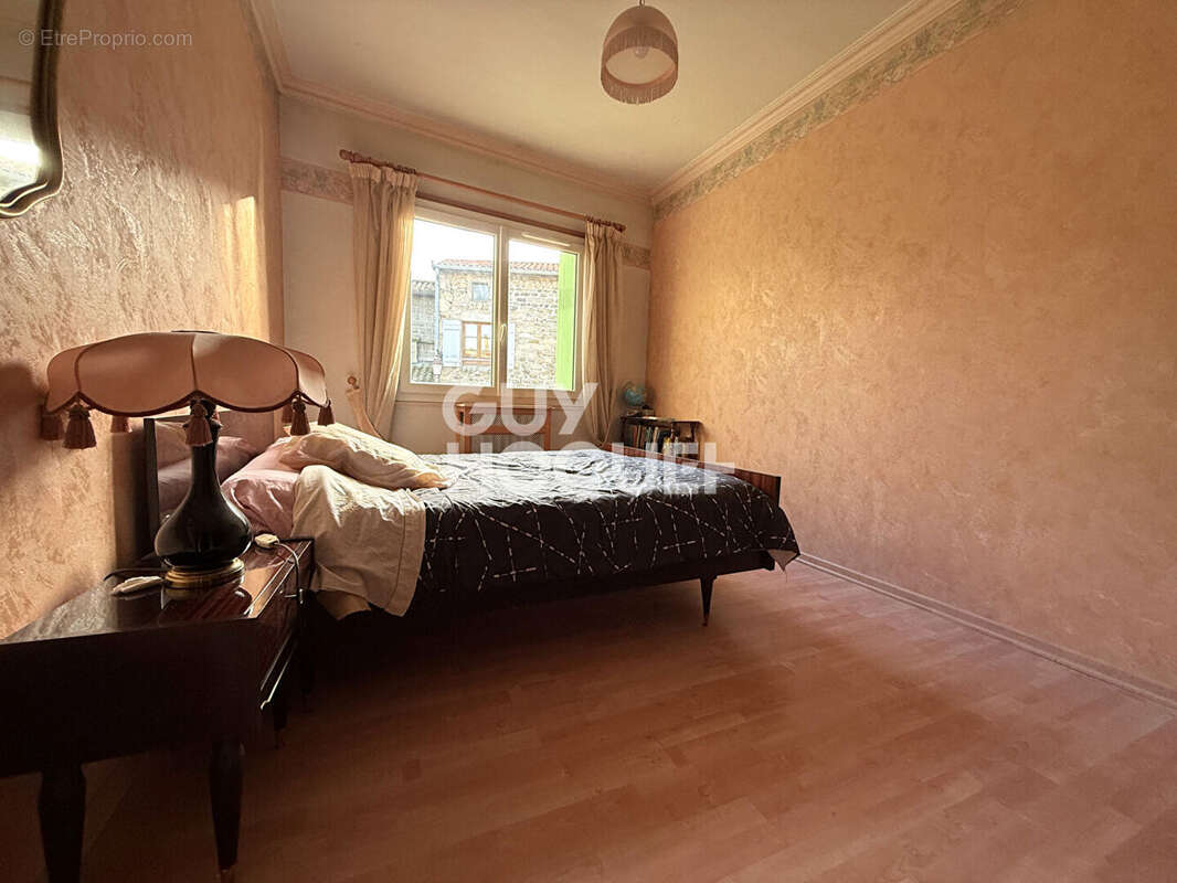 Maison à SAINT-ANDEOL-LE-CHATEAU