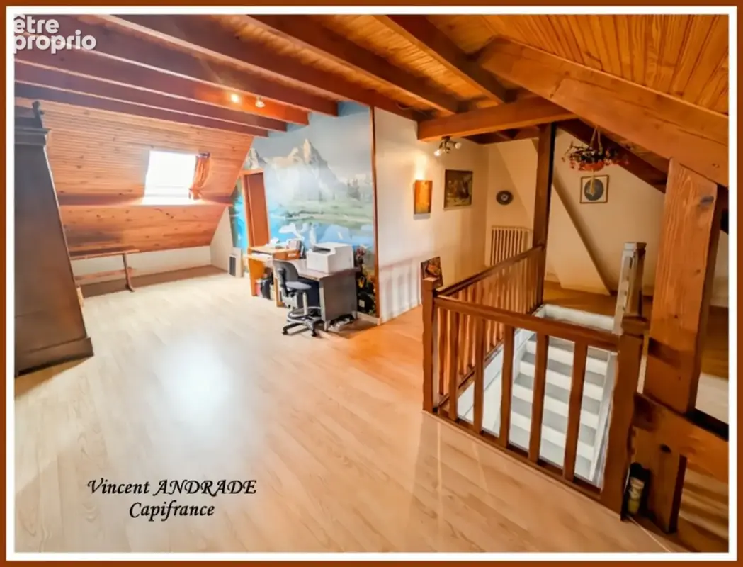 Maison traditionnelle 165 m² - 6 chambres - Sous-sol total 130 m² hauteur 2,42 m - Terrain 891 m² - photo 11
