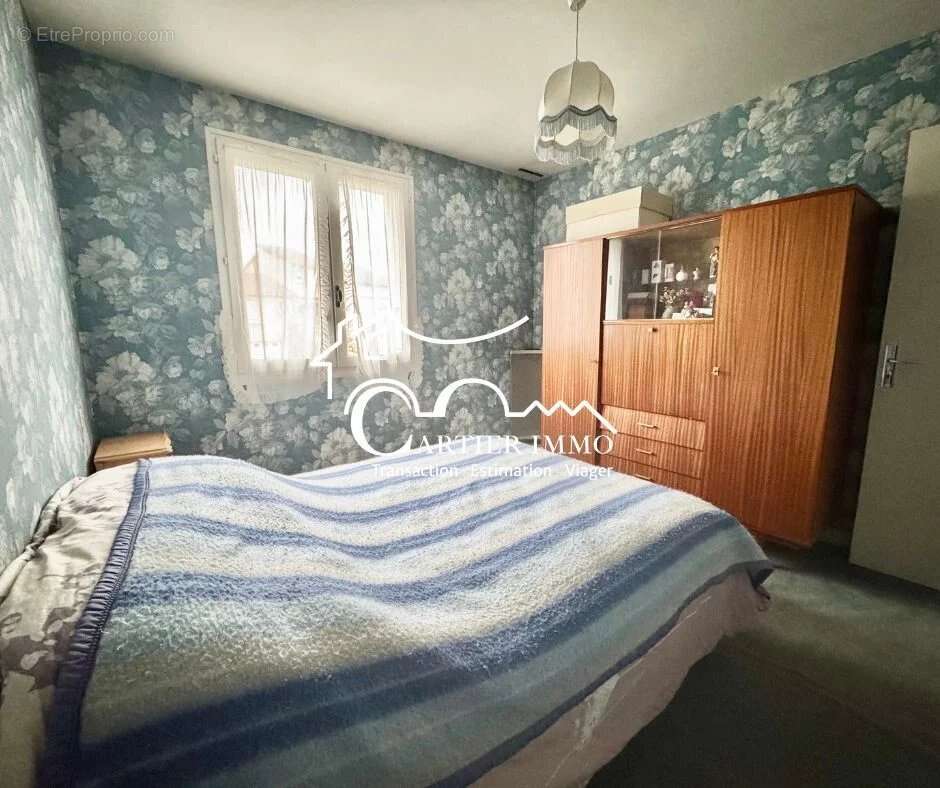 Maison à VALS-PRES-LE-PUY