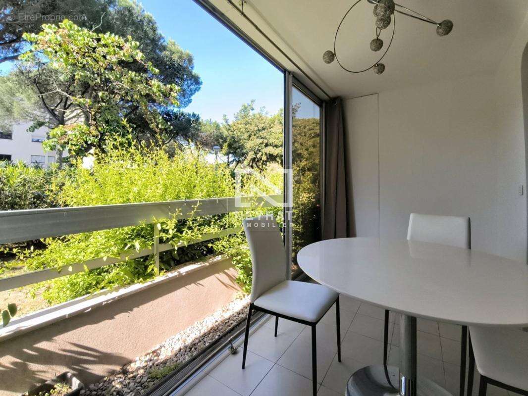 Appartement à FREJUS