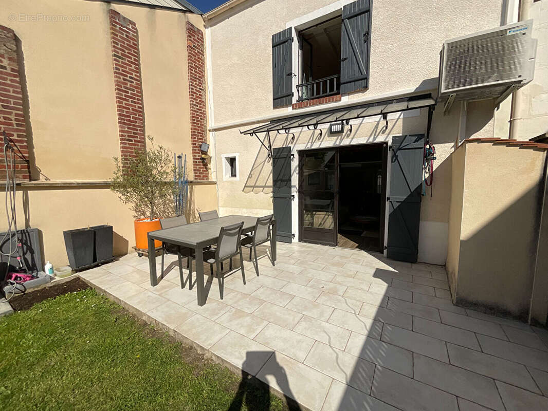 Exclusivité ** maurecourt ** corp de ferme en parfait état général ** - photo 13