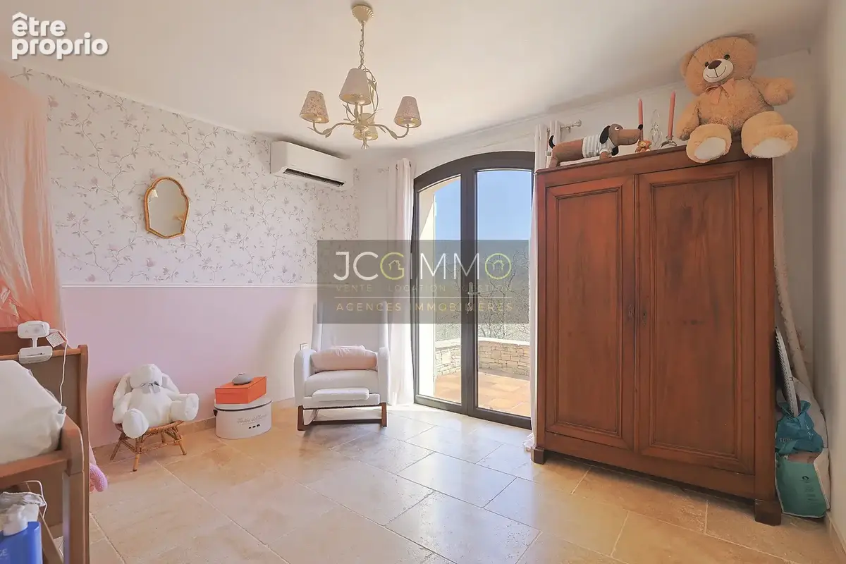 Propriété T7 de 232m2 hab avec double garage, dépendance, piscine et 2 352m2 de terrain - photo 24