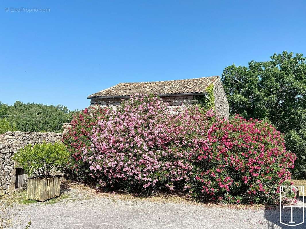 VILLAGE DE GITES - Entre nature et douceur de vivre - photo 18