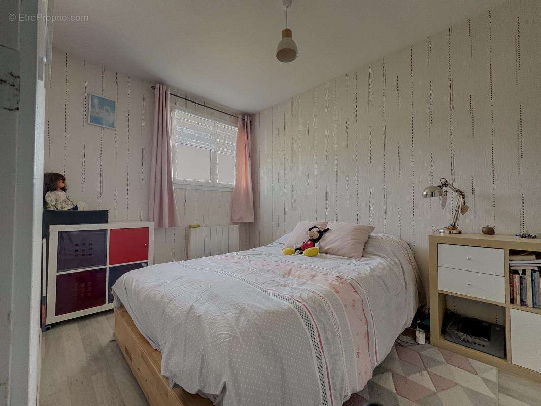 Appartement à GENLIS