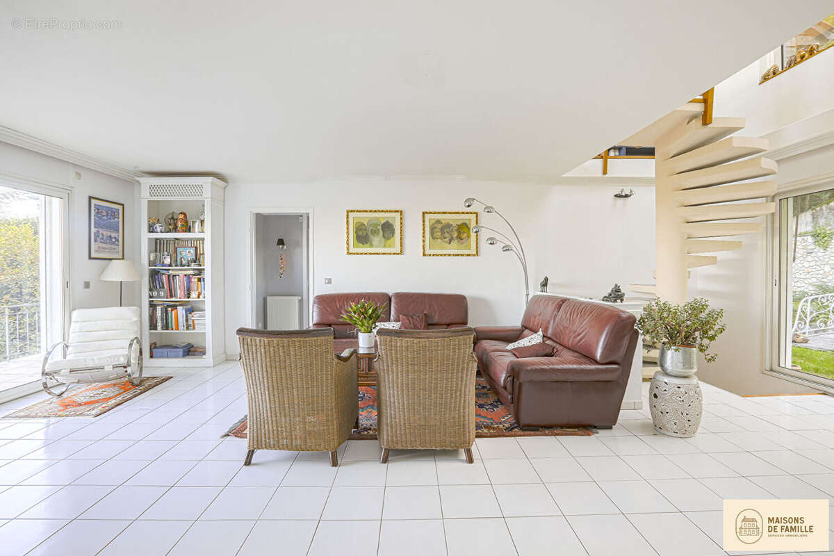 Maison à LE PORT-MARLY