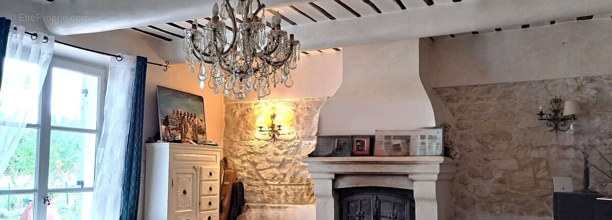 À acheter à Pernes-Les-Fontaines (84) : immense maison - photo 8