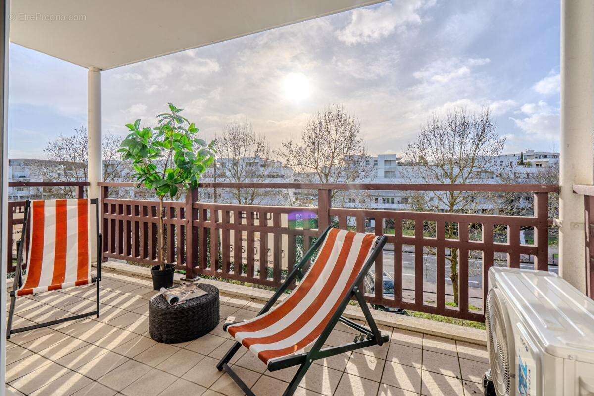 Appartement à BORDEAUX